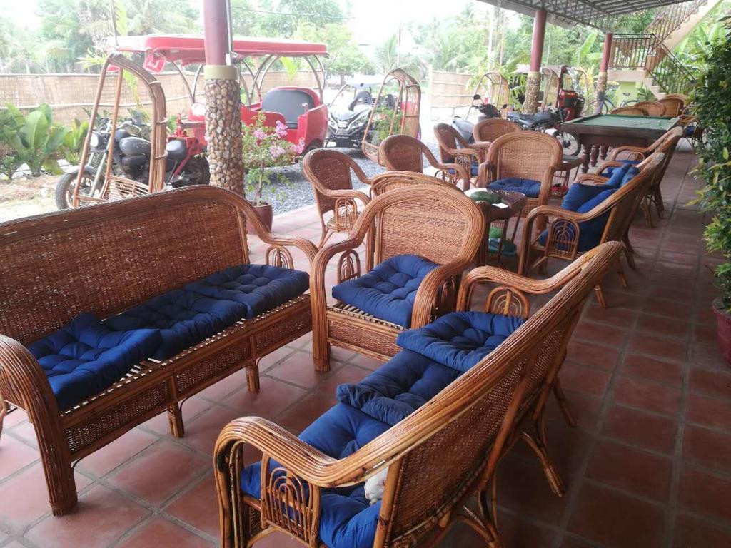 Nomads Guesthouse Кампот Екстериор снимка